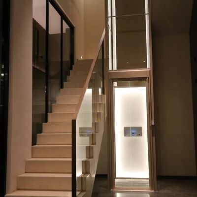 4.7 kW Ascenseur hydraulique avec une profondeur de creux de 0 m et contrôle par microprocesseur