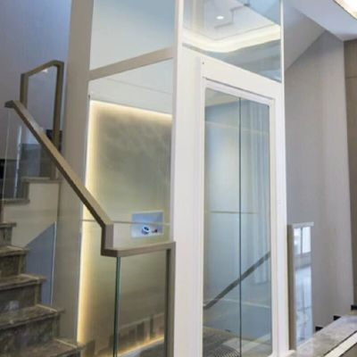 Ascenseur de cabine en alliage d'aluminium à phase unique avec de grands cylindres de 2,9 mètres de long et une porte automatique